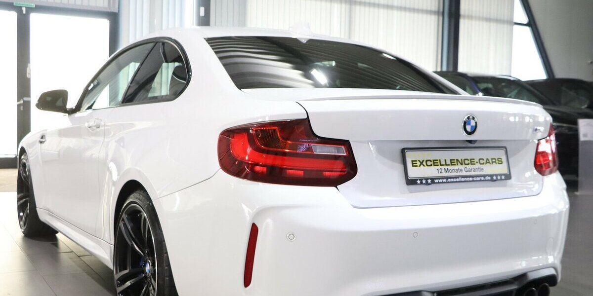 BMW M2 Coupe DKG / BI-XENON, LEDER, NAVI-PRO+KAMERA 90.000 km 35.992 € Hamm 59077