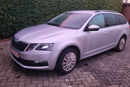 Skoda Octavia 189.000 km 9.600 &euro; Lemgo / Brüntorf 32657
