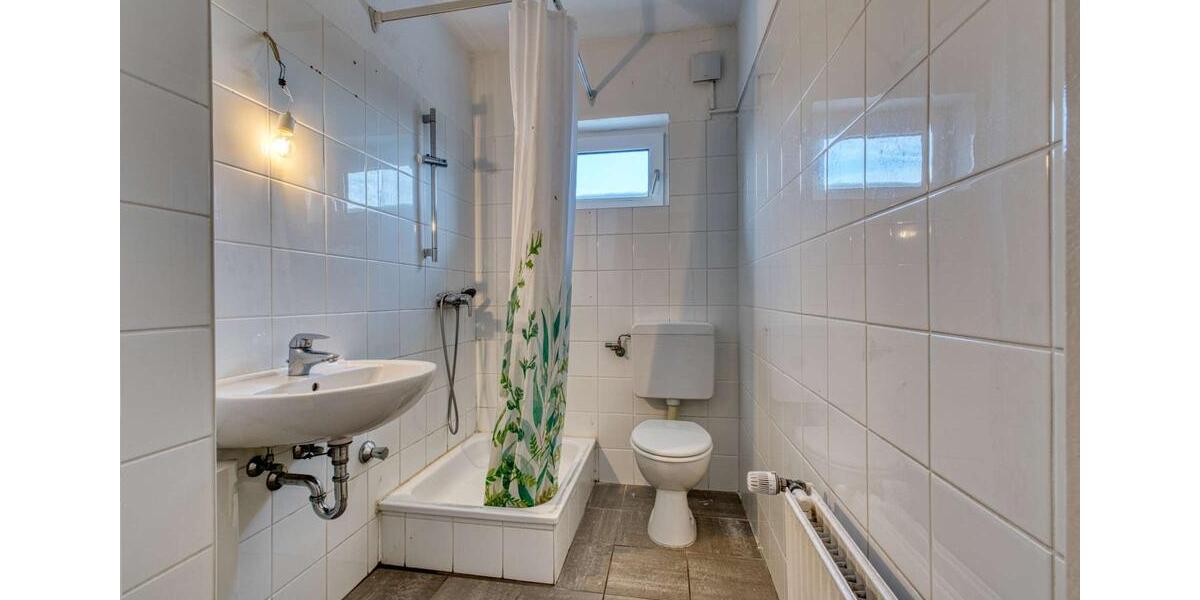 Etagenwohnung Delmenhorst - 3 Zimmer, 91 m&sup2;, 760&euro; | Angebot:24990015