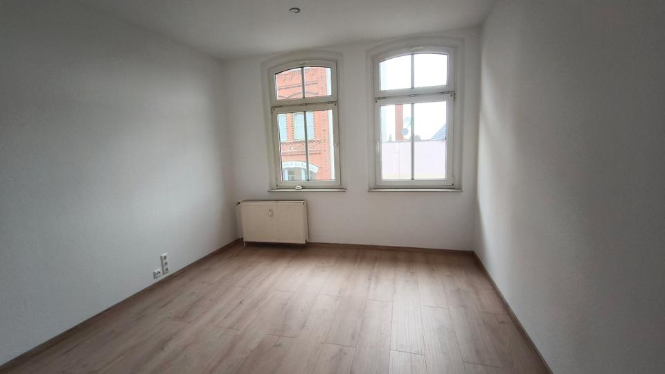 Etagenwohnung Burg - 2 Zimmer, 75 m&sup2;, 450&euro; | Angebot:25900170