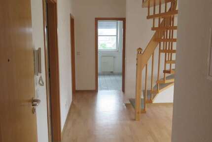 Wohnung Aßlar - 4 Zimmer, 79 m&sup2;, 600&euro; | Angebot:25105752