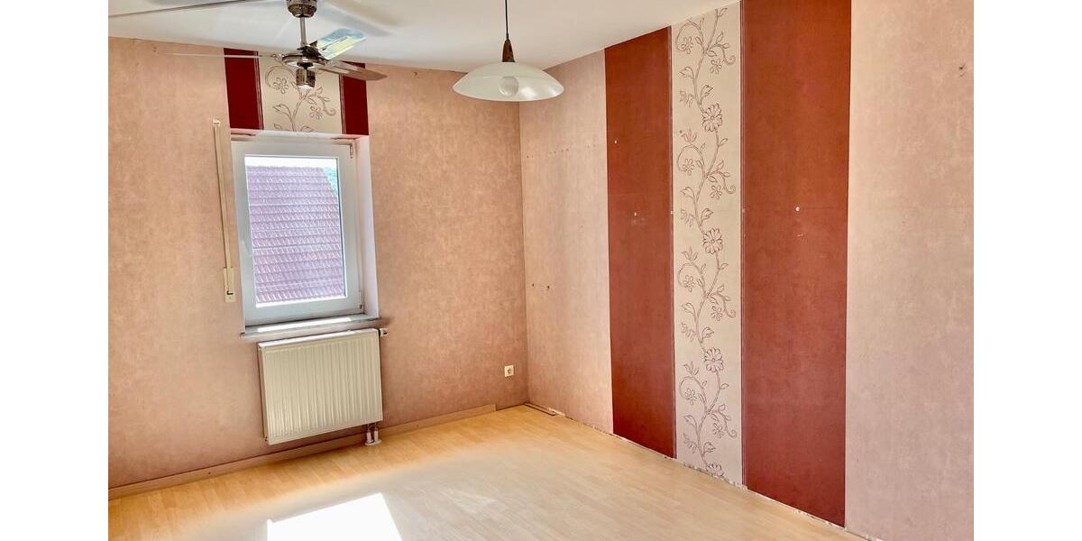 Etagenwohnung Eisenach - 3 Zimmer, 74 m&sup2;, 110.000&euro; | Angebot:25868171