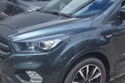 Ford Kuga 103.000 km 15.890 &euro; Winsen 21423