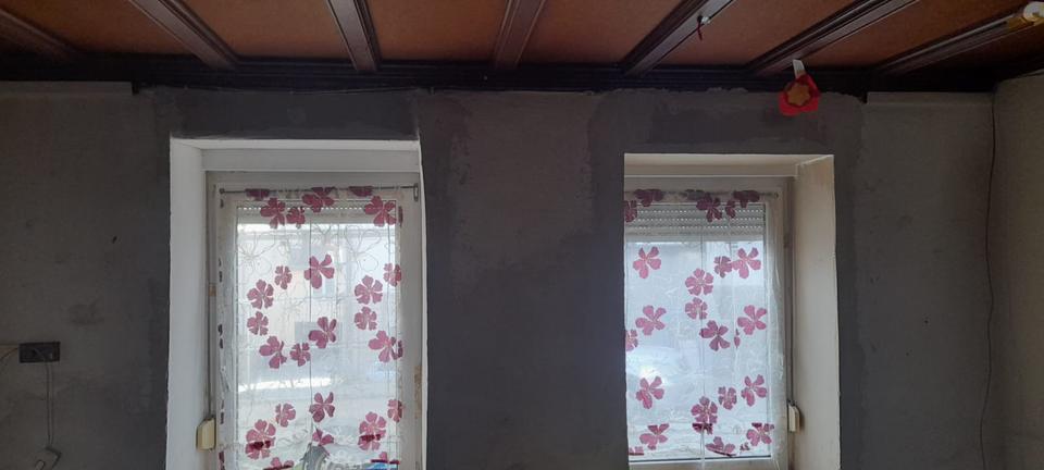 Einfamilienhaus Steinwenden - 8 Zimmer, 200 m&sup2;, 82.000&euro; | Angebot:26942980