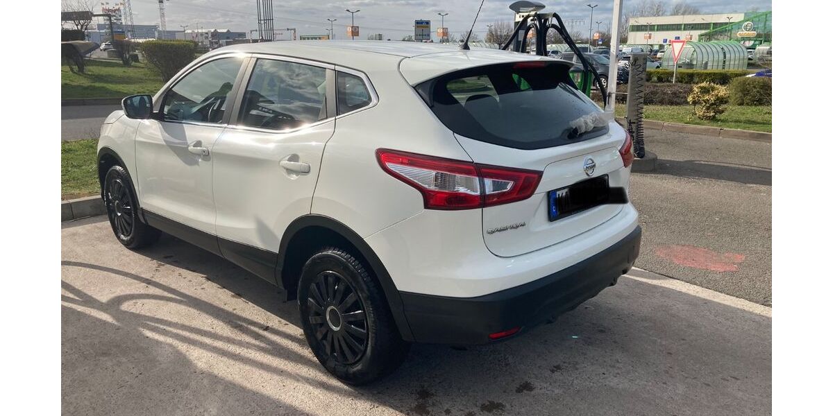 Nissan Qashqai 140.000 km 8.000 &euro; Callbach 67829