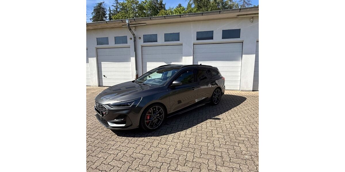 Ford Focus 31.000 km 36.950 &euro; Sankt Augustin 53757