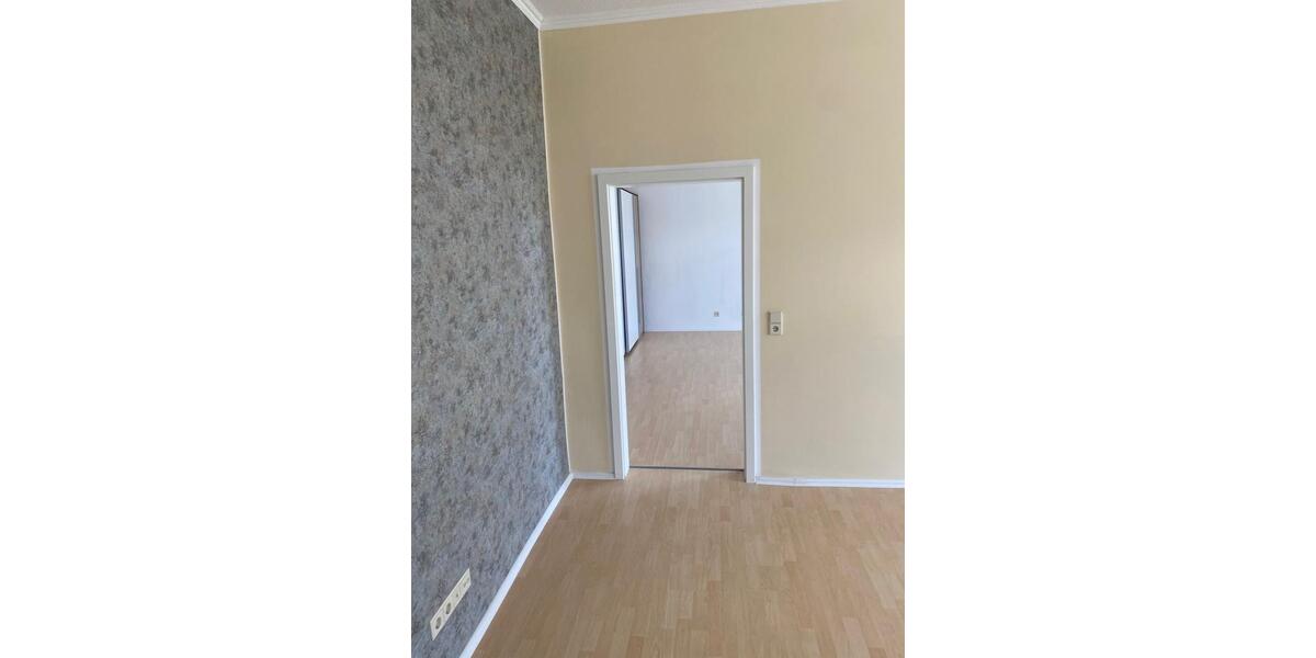 Etagenwohnung Zerbst (Anhalt) - 2 Zimmer, 65 m&sup2;, 655&euro; | Angebot:26339606
