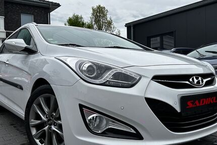 Hyundai i40 240.000 km 5.450 &euro; Westoverledingen 26810