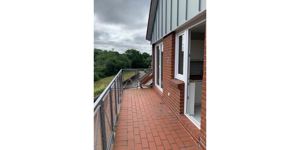 Dachgeschoßwohnung Harrislee - 4 Zimmer, 98 m&sup2;, 310.000&euro; | Angebot:27122936