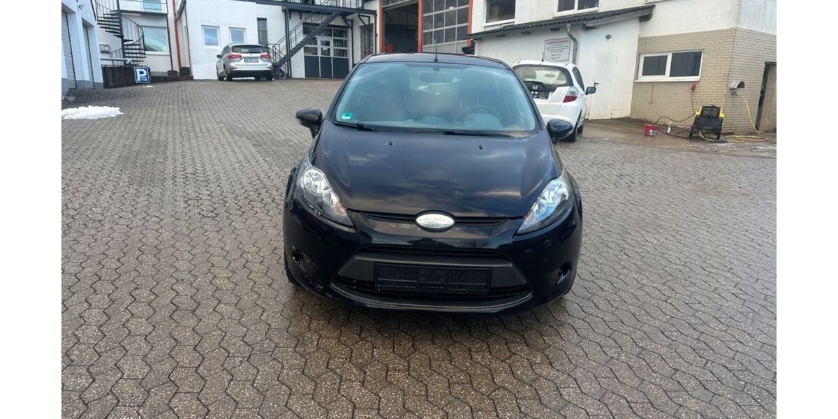 Ford Fiesta 147.439 km 3.500 &euro; Müllenbach 53520