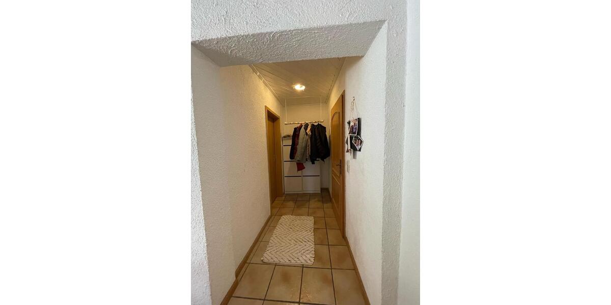 Etagenwohnung Stegen - 3.5 Zimmer, 9 m&sup2;, 1.100&euro; | Angebot:25340833