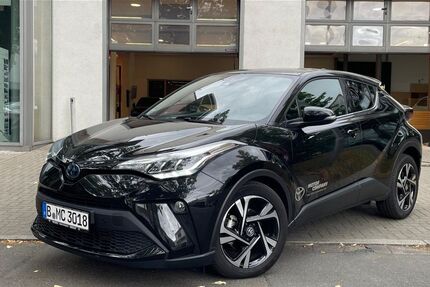 Toyota C-HR 9.990 km 29.800 € Berlin 13403