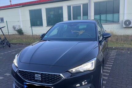 Seat Leon 58.400 km 20.700 &euro; Eitorf 53783