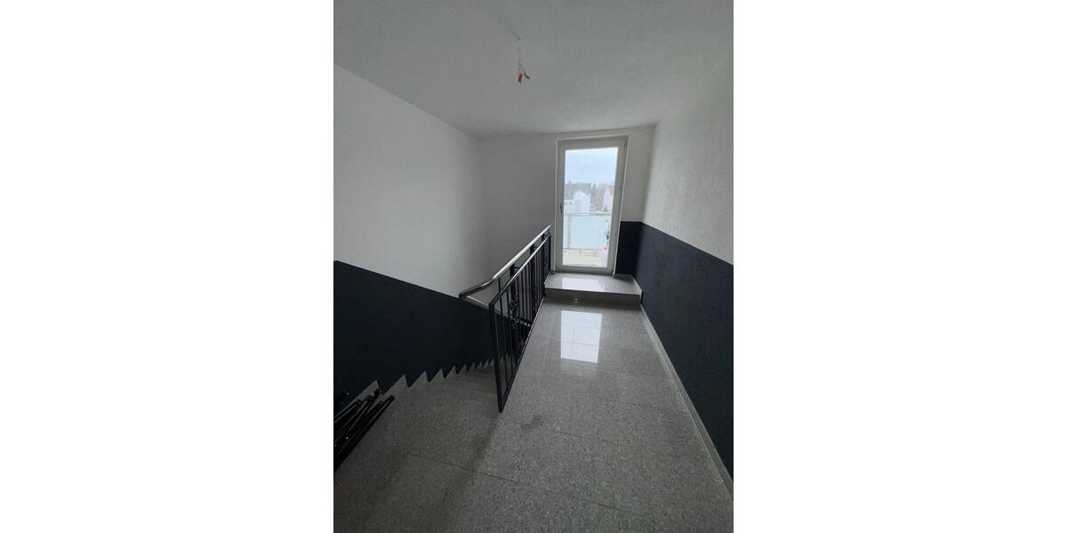 Dachgeschoßwohnung Dortmund Mengede - 3.5 Zimmer, 80 m&sup2;, 800&euro; | Angebot:26317744