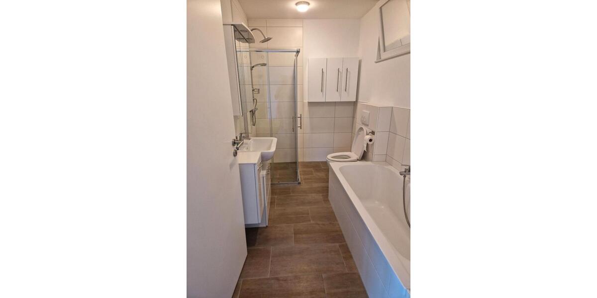 Erdgeschoßwohnung Bad Schönborn - 3 Zimmer, 78 m&sup2;, 1.400&euro; | Angebot:24714887