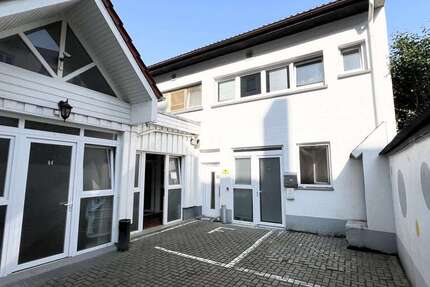 Haus zum Kaufen in Mannheim 1.649.000 € 255.03 m² 8 zimmer