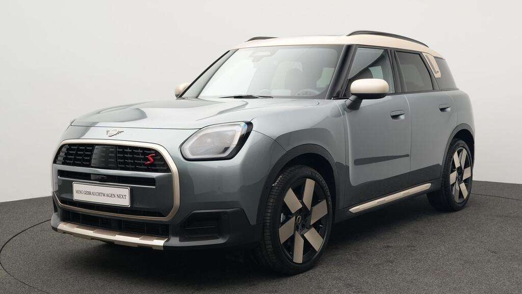 Mini Countryman S All4 22.952 km 44.393 &euro; München 80788