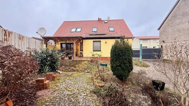 Einfamilienhaus Wiesenburg - 4 Zimmer, 150 m&sup2;, 150.000&euro; | Angebot:24448723