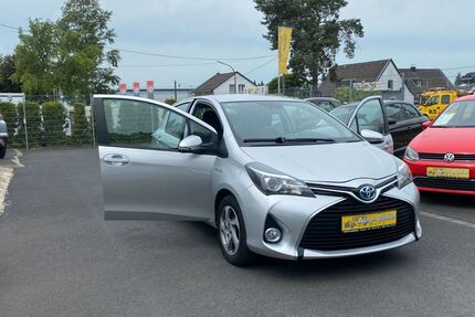 Toyota Yaris 255.000 km 5.700 &euro; Bonn 53227