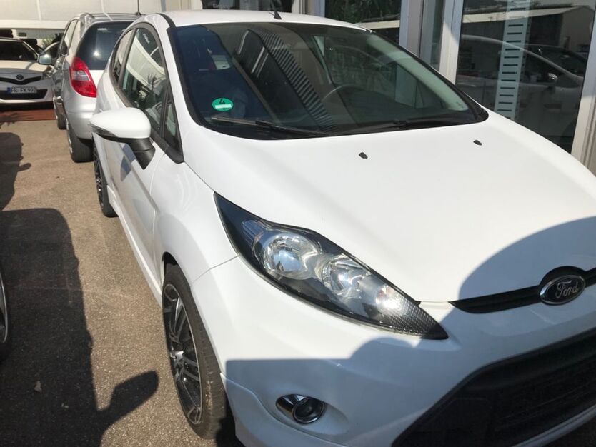 Ford Fiesta 168.000 km 5.890 € Bad Säckingen 79713