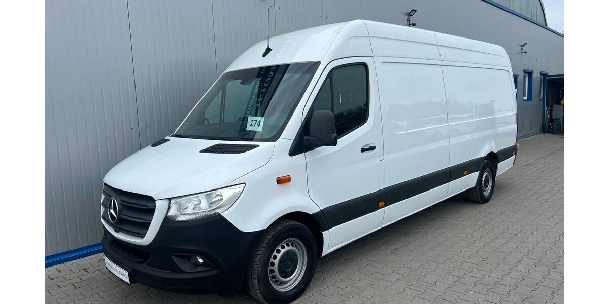 Mercedes-Benz Sprinter 93.618 km 30.949 &euro; Berlin 13055