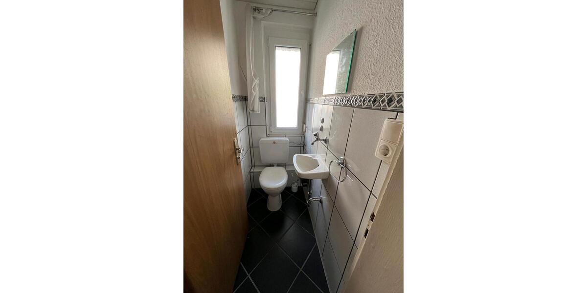 Etagenwohnung Schramberg - 5 Zimmer, 119 m&sup2;, 1.000&euro; | Angebot:25405696