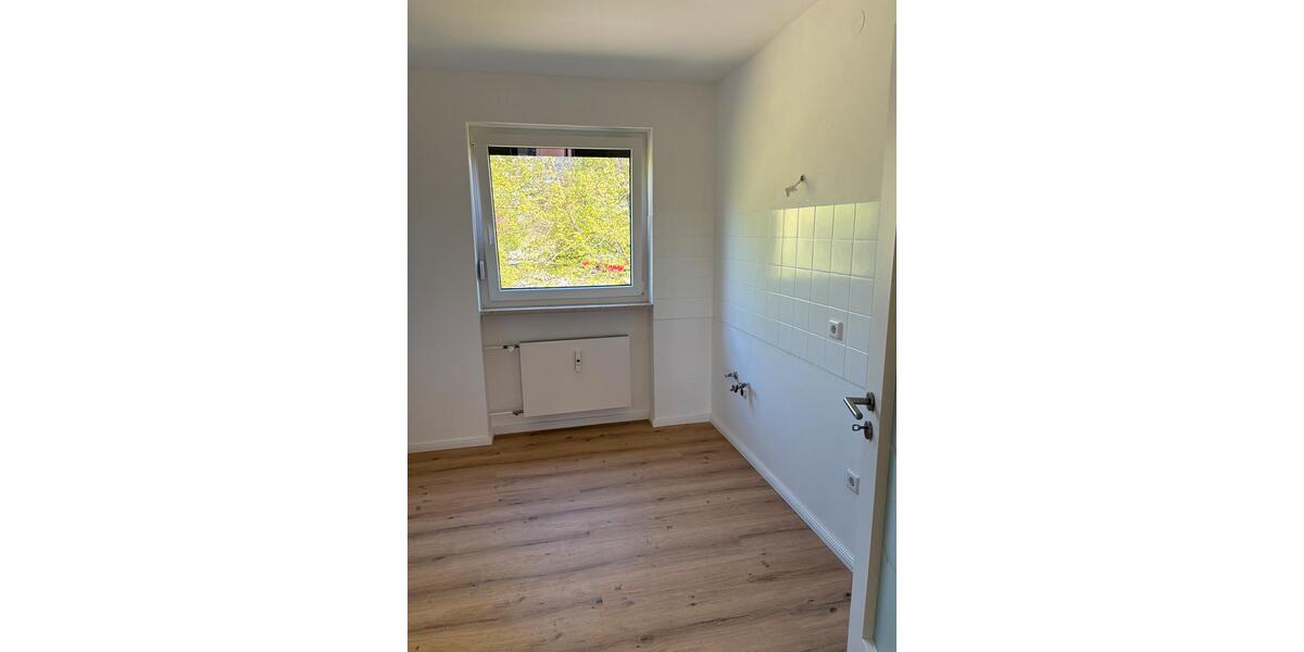 Etagenwohnung Coburg - 3 Zimmer, 80 m&sup2;, 195.000&euro; | Angebot:26680153