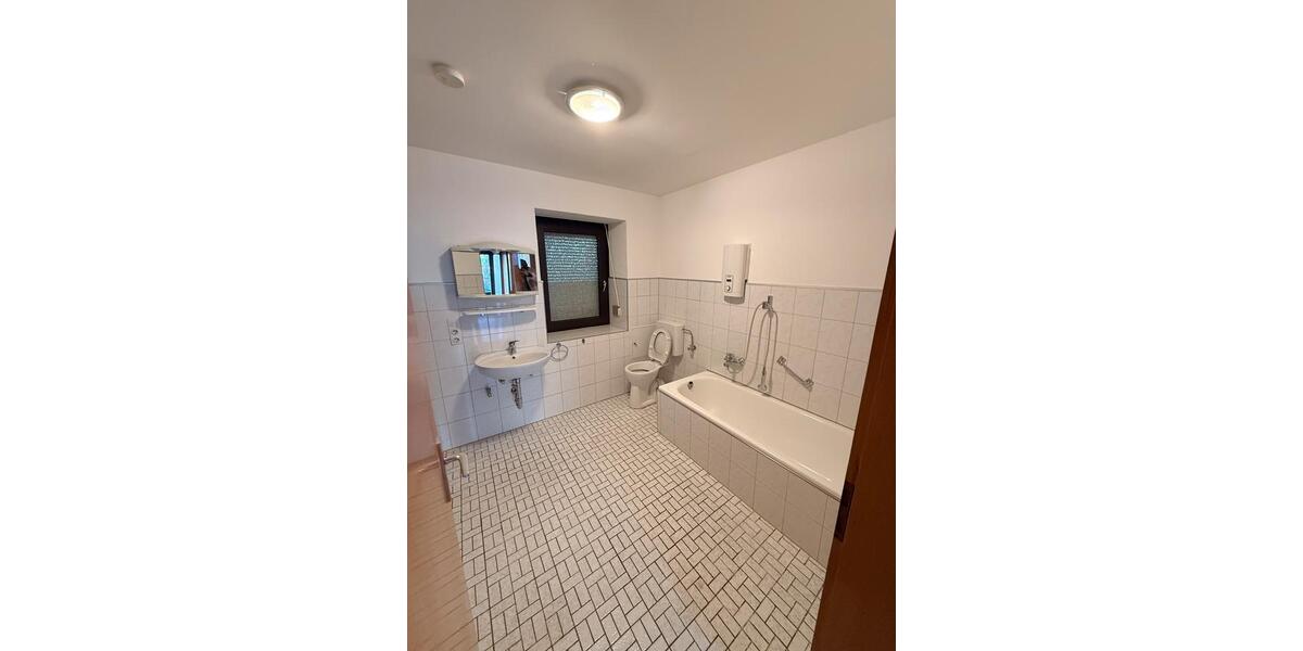 Doppelhaushälfte Neuwied Feldkirchen - 5 Zimmer, 105 m&sup2;, 1.050&euro; | Angebot:24652310