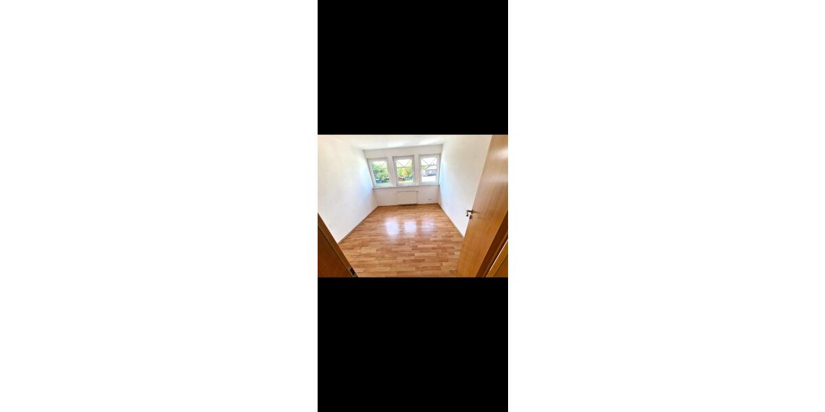 Etagenwohnung Achim - 5 Zimmer, 100 m&sup2;, 1.400&euro; | Angebot:26663755