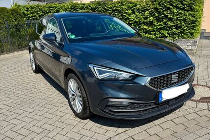 Seat Leon 72.000 km 17.900 &euro; Wiesbaden 65185