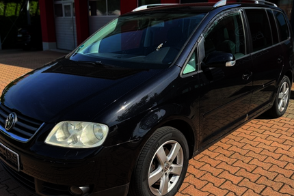 VW Touran 131.000 km 2.950 &euro; Waltenhofen/Kempten 87448