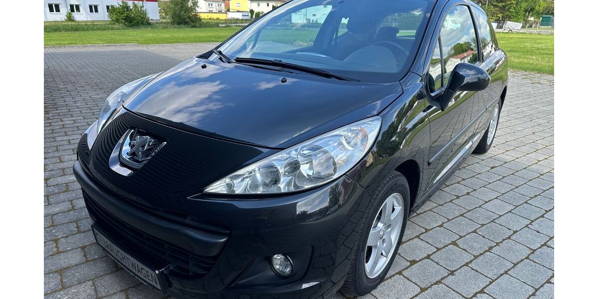 Peugeot 207 163.000 km 1.990 &euro; Mering 86415
