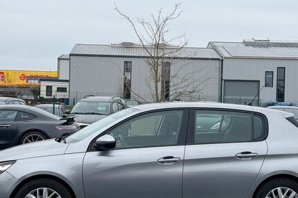 Peugeot 308 150.000 km 3.700 &euro; Düren 52351