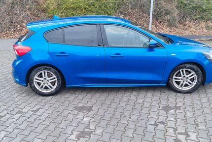 Ford Focus 47.000 km 15.000 &euro; Lennestadt 57368