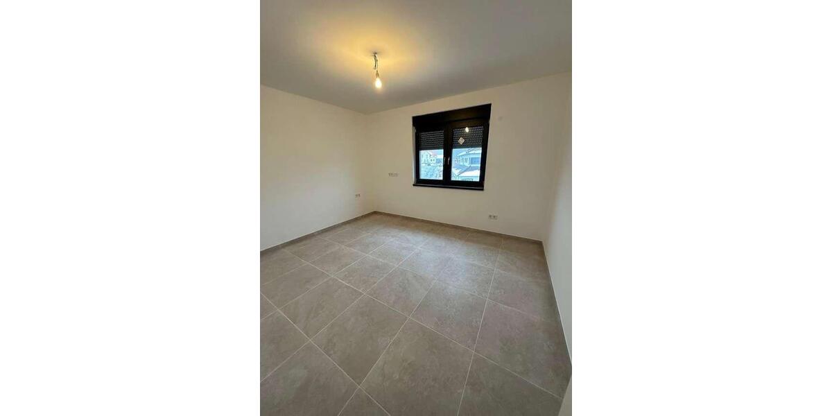 Neubau Haus zur Vermietung 11 zimmer