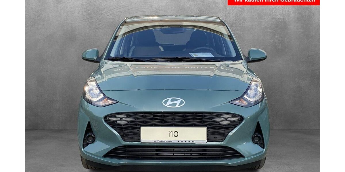 Hyundai i10 3.990 km 15.989 &euro; Stavenhagen 17153