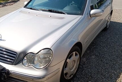 Mercedes-Benz C 180 133.000 km 4.250 &euro; Allmannsweiler 88348