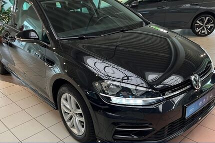 VW Golf 98.500 km 19.900 &euro; Gladenbach 35075