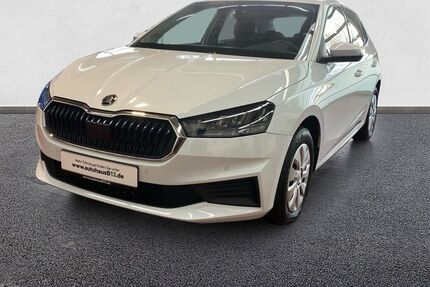 Skoda Fabia 62.500 km 16.890 &euro; Karlskron-Brautlach 85123