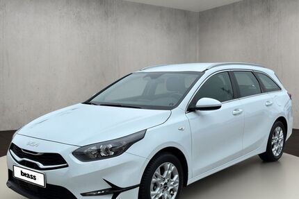 Kia ceed / Ceed 15.700 km 22.680 &euro; Frankfurt 60488