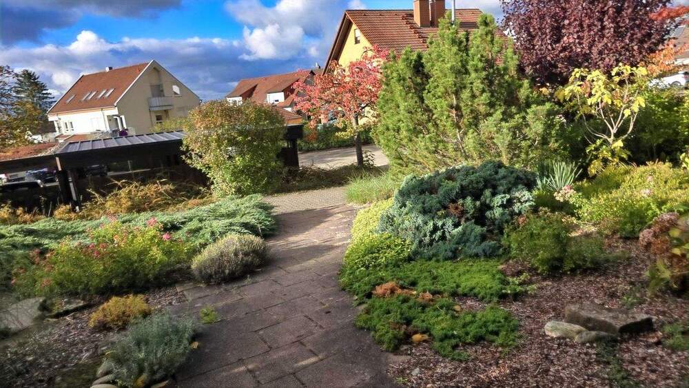 Etagenwohnung Karlsbad Langensteinbach - 5 Zimmer, 98 m&sup2;, 980&euro; | Angebot:25937584