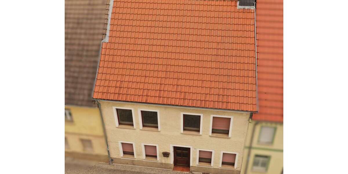 Einfamilienhaus Gardelegen - 7 Zimmer, 160 m&sup2;, 97.000&euro; | Angebot:26738016