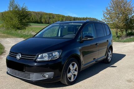 VW Touran 142.392 km 9.400 &euro; Finningen 89435