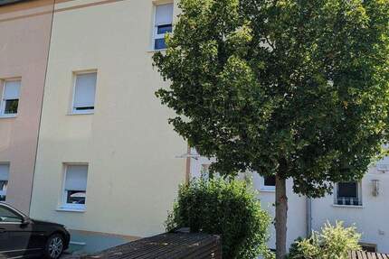 Haus Feucht - 4 Zimmer, 125 m&sup2;, 520.000&euro; | Angebot:24835174