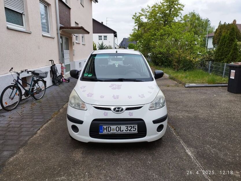 i10