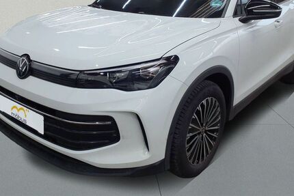 VW Tiguan 24.771 km 34.495 &euro; Berlin 13088