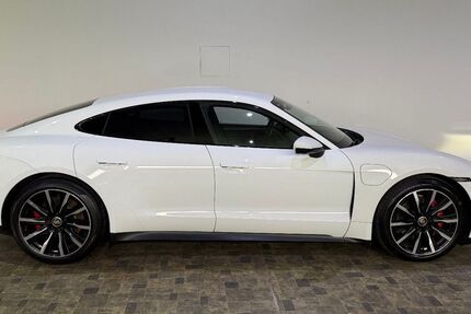 Porsche Taycan 215.000 km 43.990 &euro; Nümbrecht 51588