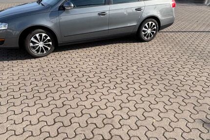 VW Passat 215.650 km 1.800 &euro; Bochum 44799