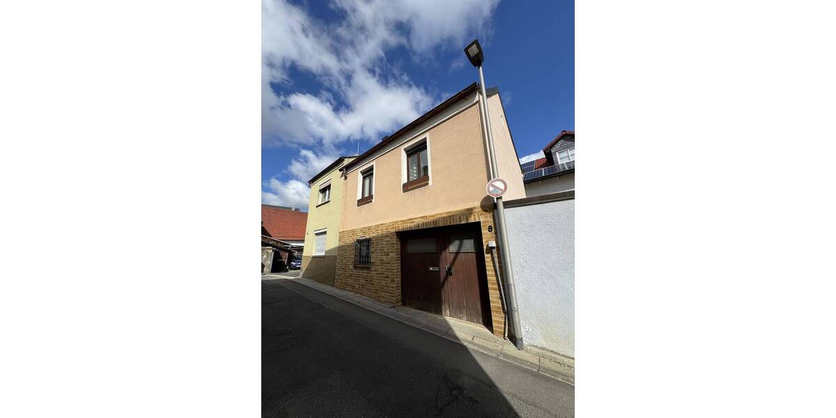 Einfamilienhaus Rimpar - 5 Zimmer, 103 m&sup2;, 95.000&euro; | Angebot:26362541