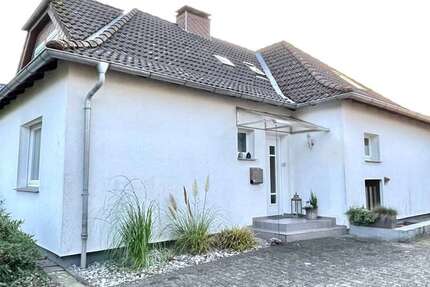 Haus zum Kaufen in Augustdorf 375.000 € 152 m² 6 zimmer